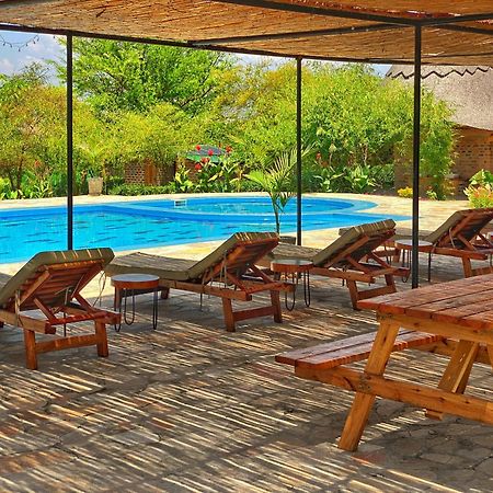 Murchison Falls Bamboo Village Paraa Dış mekan fotoğraf
