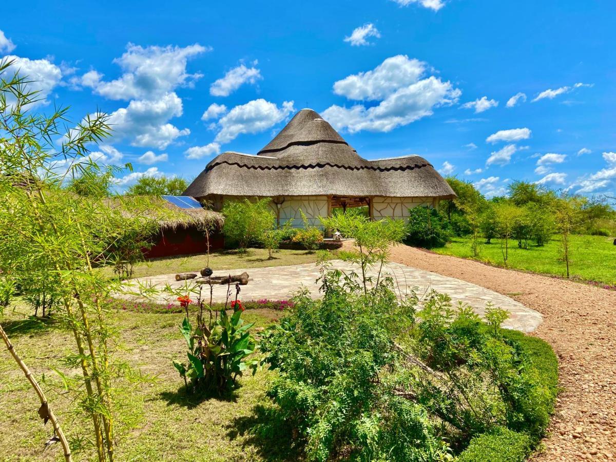 Murchison Falls Bamboo Village Paraa Dış mekan fotoğraf