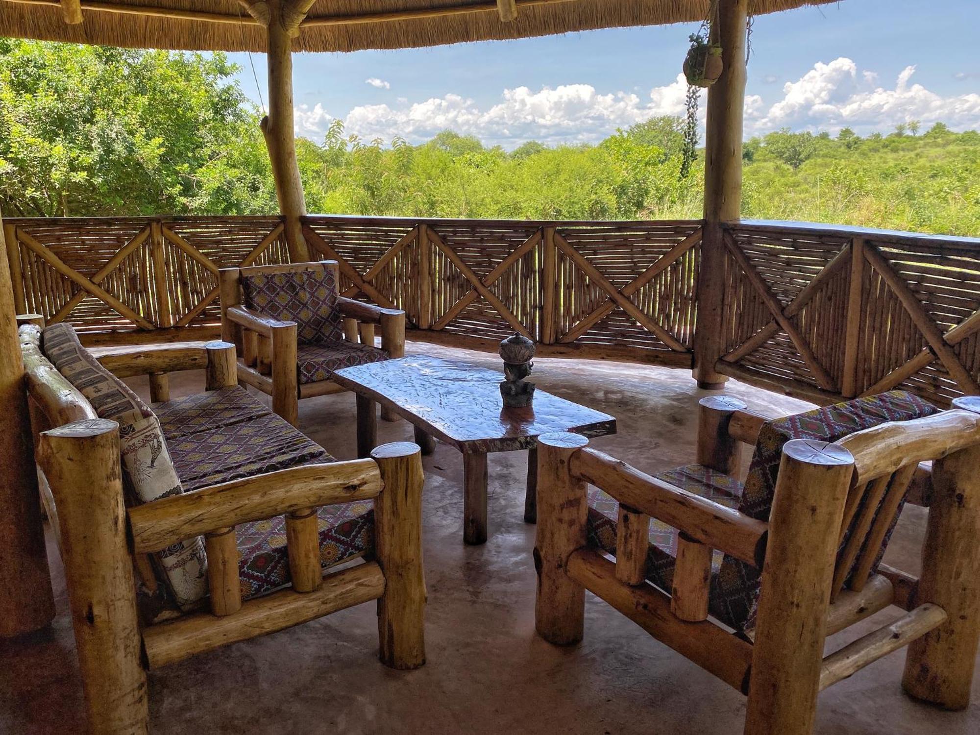Murchison Falls Bamboo Village Paraa Dış mekan fotoğraf